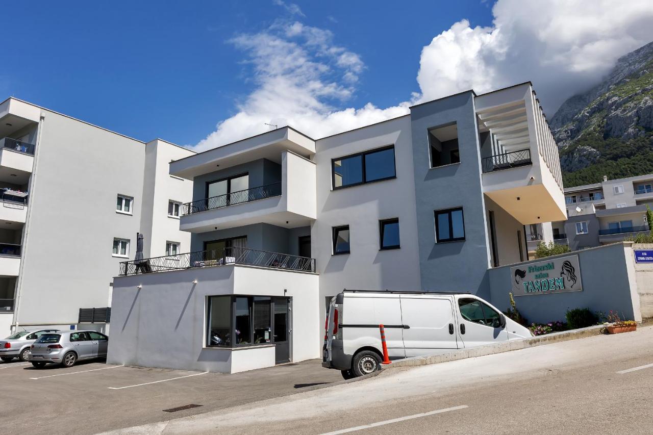 Ela Apartment Makarska